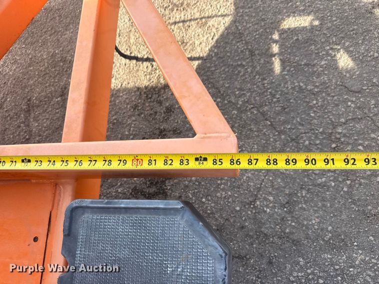 image for item ET1527 2013 Vermac PCMS1210 message board trailer