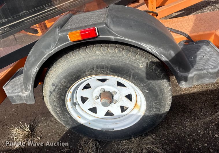 image for item ET1527 2013 Vermac PCMS1210 message board trailer