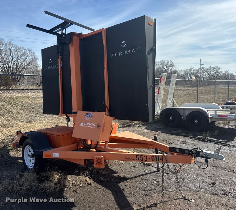 image for item ET1528 2013 Ver-Mac PCMS1210 message board trailer