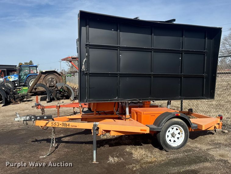 image for item ET1528 2013 Ver-Mac PCMS1210 message board trailer