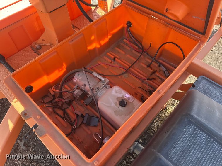 image for item ET1528 2013 Ver-Mac PCMS1210 message board trailer