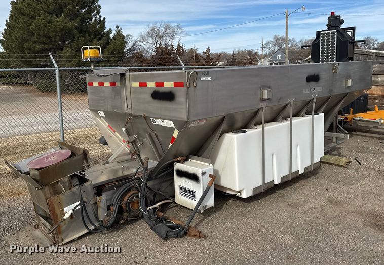 image for item FB0750 Monroe spreader