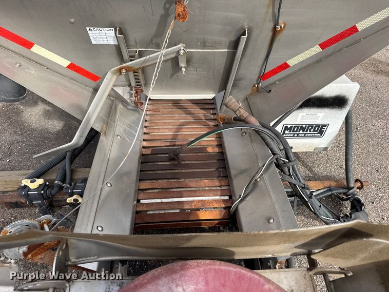 image for item FB0750 Monroe spreader