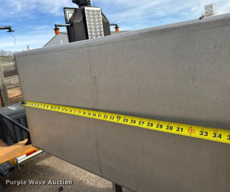 image for item FB0750 Monroe spreader