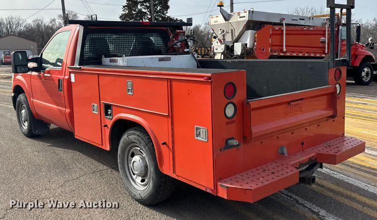 image for item FB0751 2014 Ford F250 Super Duty utility bed pickup truck