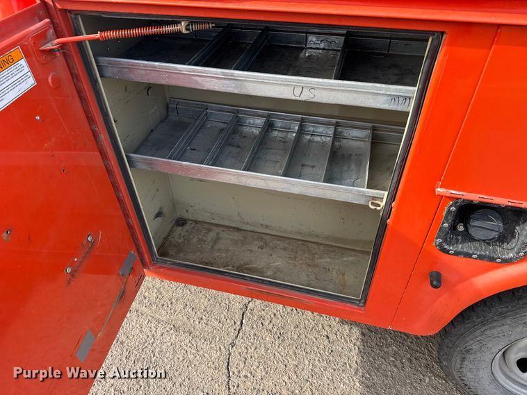 image for item FB0751 2014 Ford F250 Super Duty utility bed pickup truck