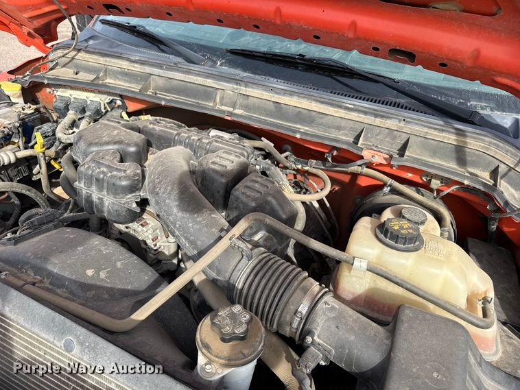 image for item FB0751 2014 Ford F250 Super Duty utility bed pickup truck