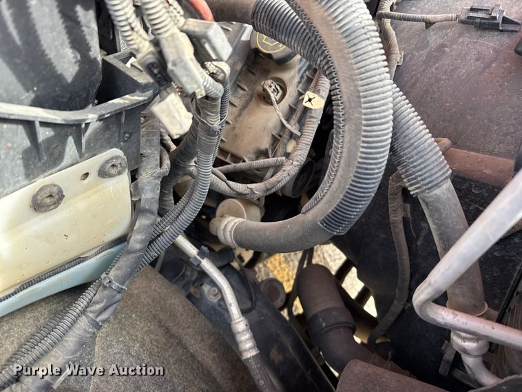 image for item FB0751 2014 Ford F250 Super Duty utility bed pickup truck