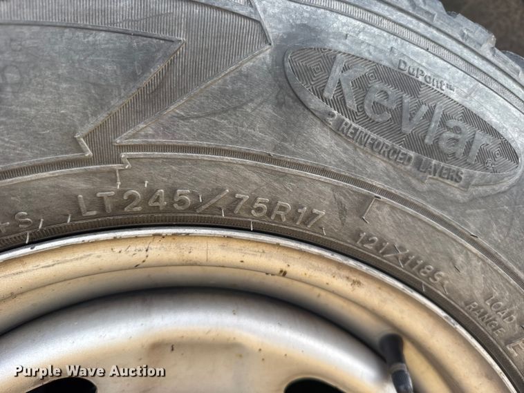 image for item FB0751 2014 Ford F250 Super Duty utility bed pickup truck