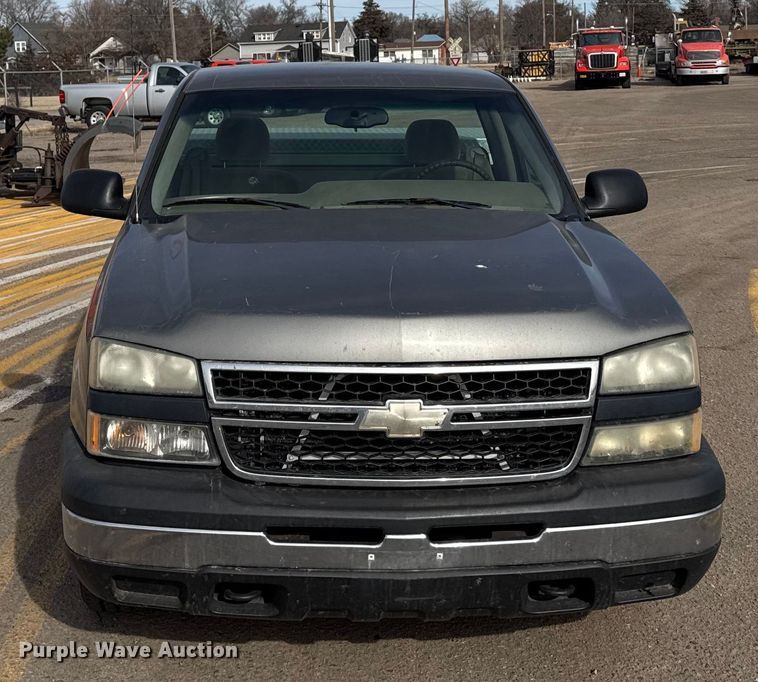 image for item FB0752 2006 Chevrolet Silverado 1500 pickup truck