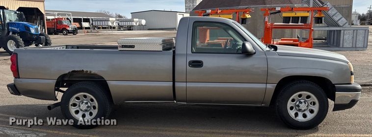 image for item FB0752 2006 Chevrolet Silverado 1500 pickup truck