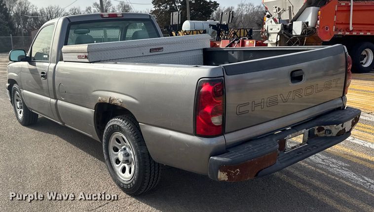 image for item FB0752 2006 Chevrolet Silverado 1500 pickup truck