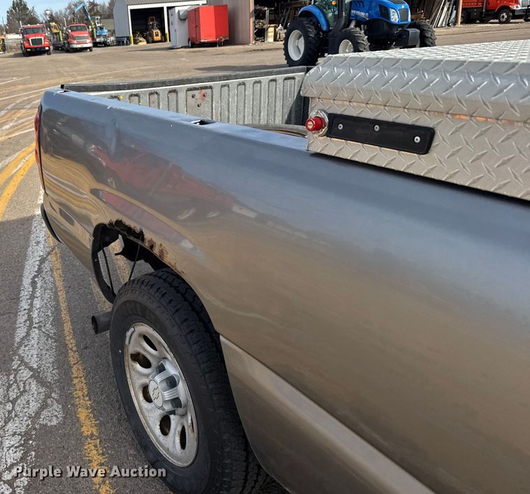 image for item FB0752 2006 Chevrolet Silverado 1500 pickup truck