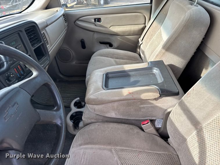 image for item FB0752 2006 Chevrolet Silverado 1500 pickup truck