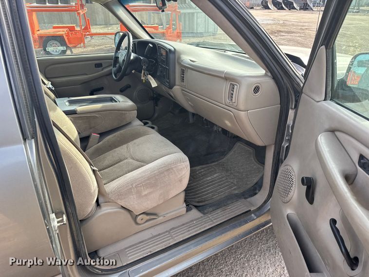 image for item FB0752 2006 Chevrolet Silverado 1500 pickup truck