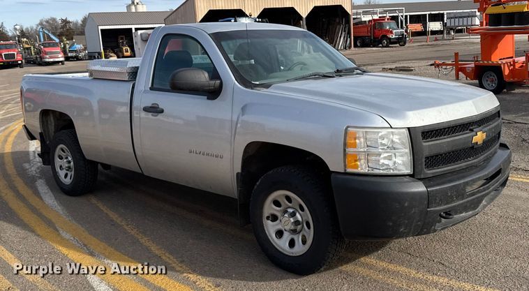 image for item FB0753 2012 Chevrolet Silverado 1500 pickup truck
