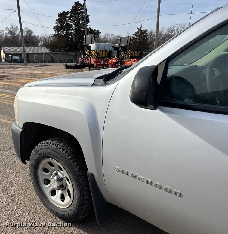 image for item FB0753 2012 Chevrolet Silverado 1500 pickup truck