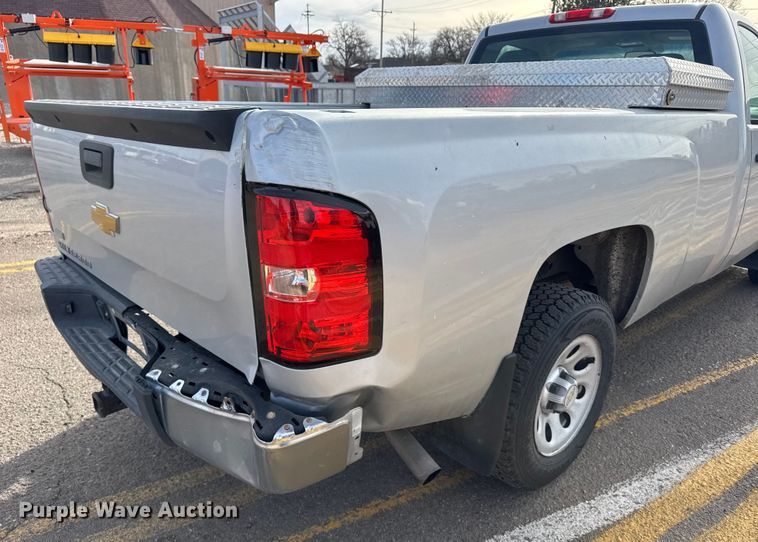 image for item FB0753 2012 Chevrolet Silverado 1500 pickup truck