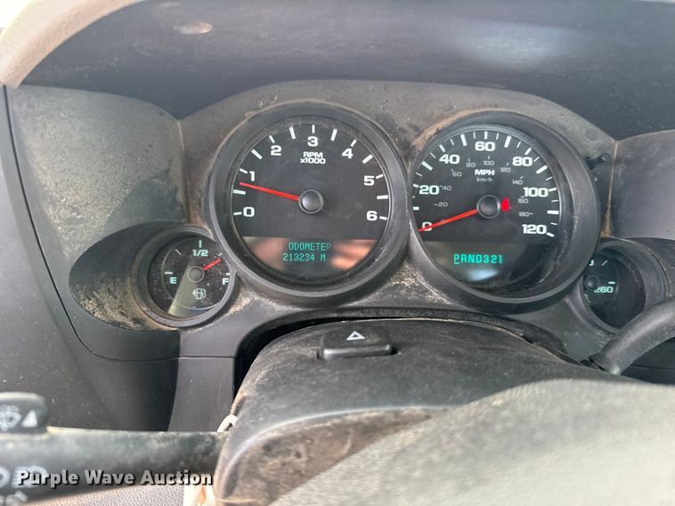 image for item FB0753 2012 Chevrolet Silverado 1500 pickup truck