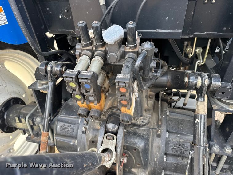 image for item FB0754 2017 New Holland TS6.120 MFWD tractor