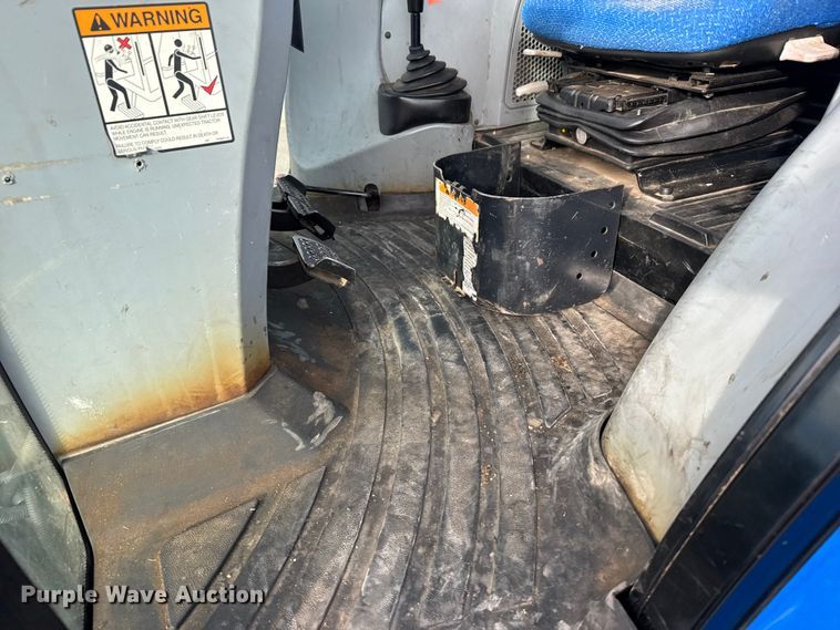 image for item FB0754 2017 New Holland TS6.120 MFWD tractor