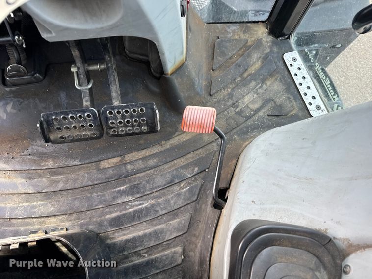 image for item FB0754 2017 New Holland TS6.120 MFWD tractor