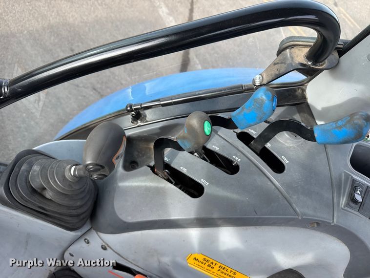 image for item FB0754 2017 New Holland TS6.120 MFWD tractor