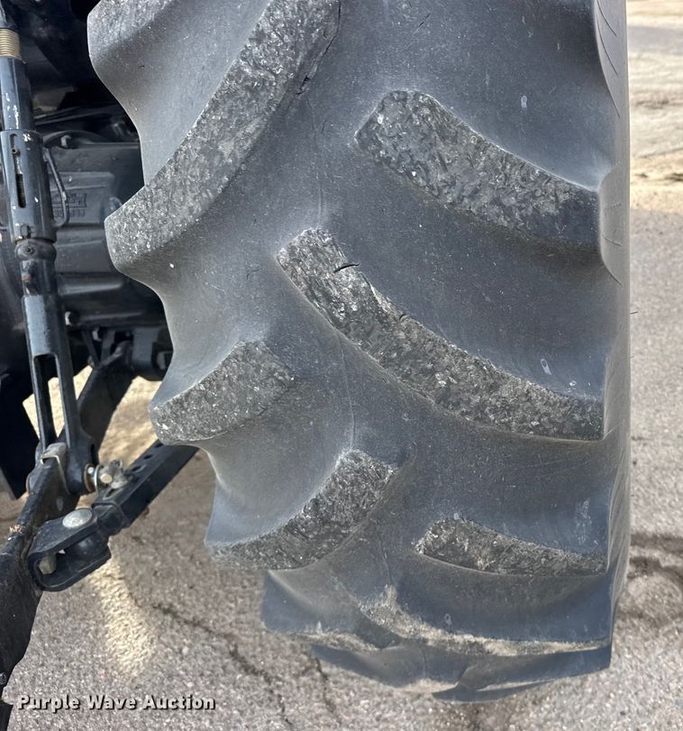 image for item FB0754 2017 New Holland TS6.120 MFWD tractor