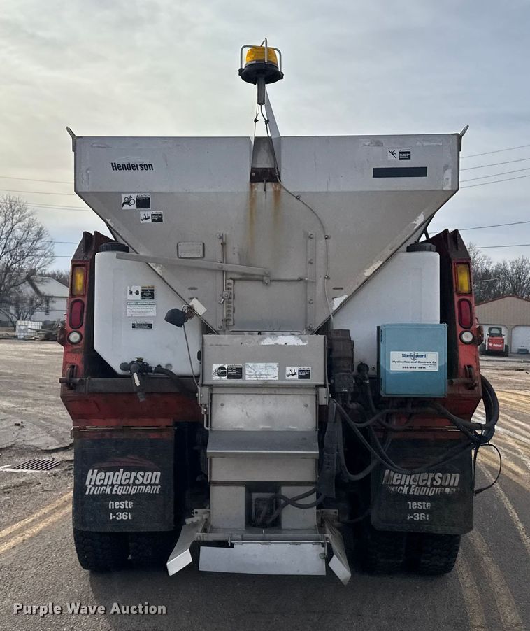 image for item FB0755 2005 International 7400 dump truck