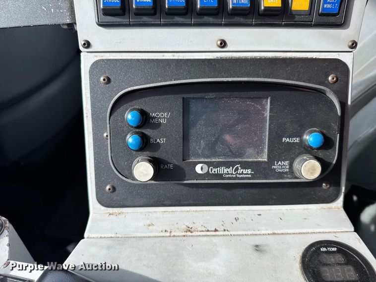 image for item FB0755 2005 International 7400 dump truck