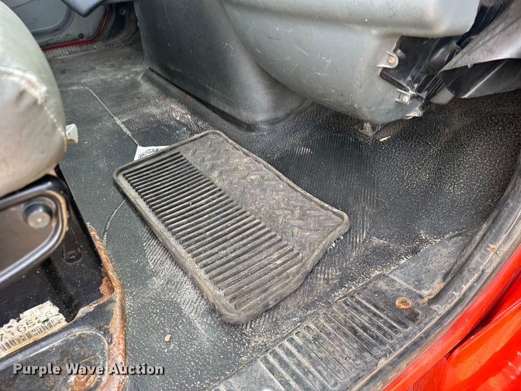 image for item FB0755 2005 International 7400 dump truck