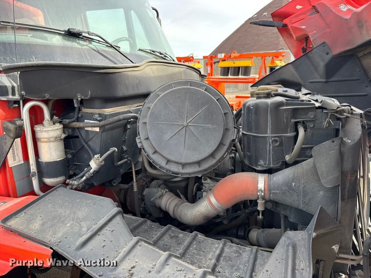 image for item FB0755 2005 International 7400 dump truck