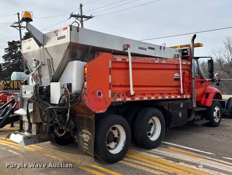 image for item FB0756 2007 International 7400 dump truck