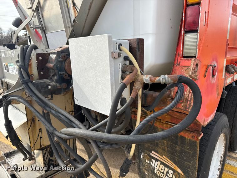 image for item FB0756 2007 International 7400 dump truck