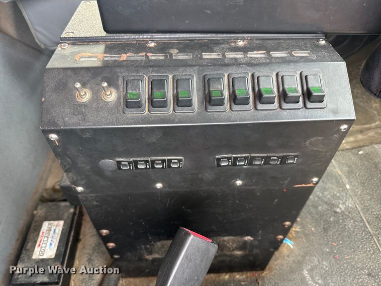 image for item FB0756 2007 International 7400 dump truck