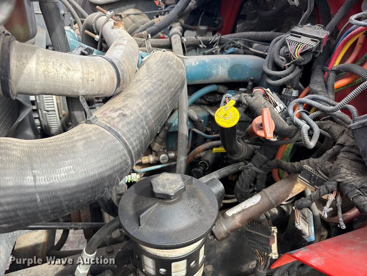 image for item FB0756 2007 International 7400 dump truck