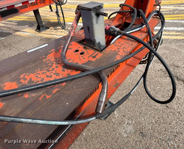 image for item FB0759 2004 Trail-eze tilt deck equipment trailer