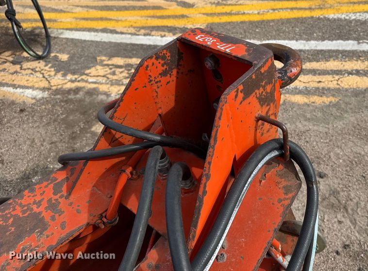 image for item FB0759 2004 Trail-eze tilt deck equipment trailer