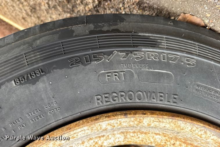 image for item FB0759 2004 Trail-eze tilt deck equipment trailer