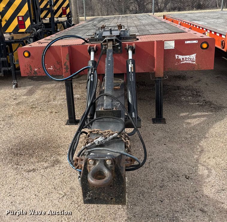 image for item FB0760 2009 Landoll tilt deck equipment trailer