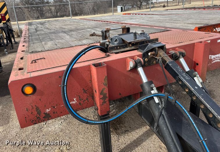 image for item FB0760 2009 Landoll tilt deck equipment trailer