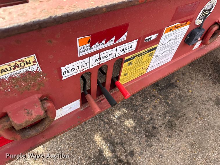 image for item FB0760 2009 Landoll tilt deck equipment trailer