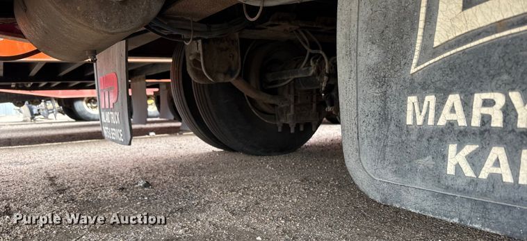 image for item FB0760 2009 Landoll tilt deck equipment trailer