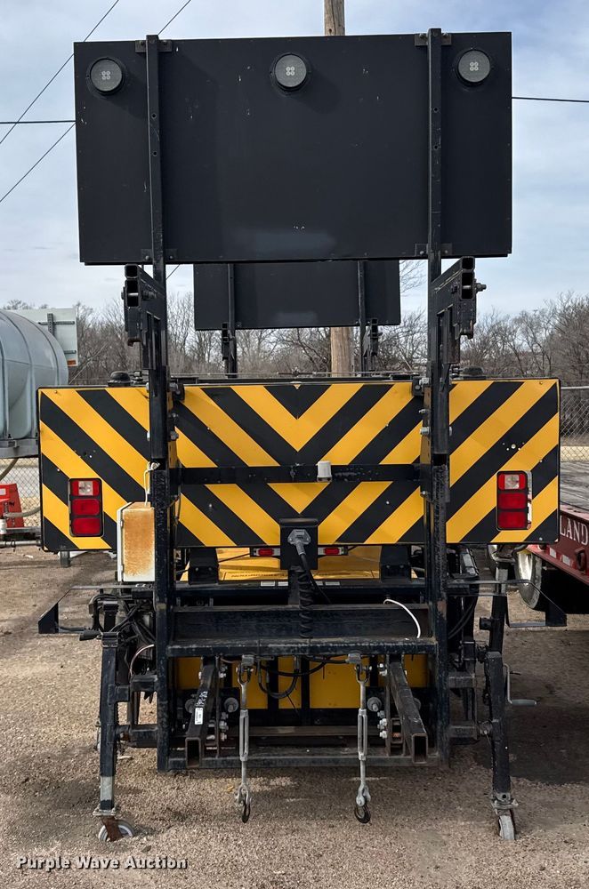 image for item FB0761 2011 Trinity  Energy Absorption system  crash attenuator