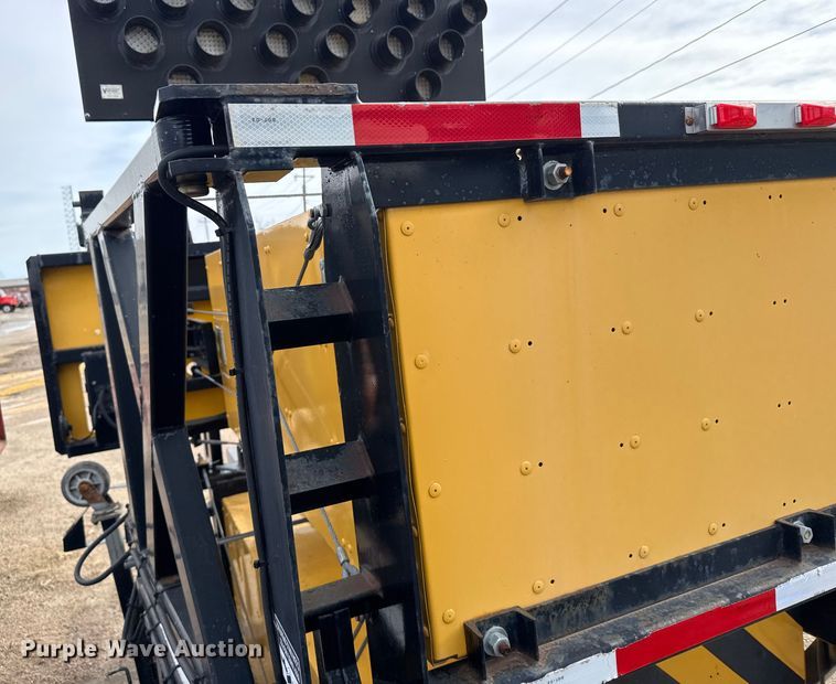 image for item FB0761 2011 Trinity  Energy Absorption system  crash attenuator