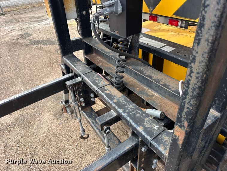 image for item FB0761 2011 Trinity  Energy Absorption system  crash attenuator