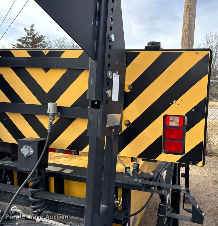 image for item FB0762 2011 Trinity Energy Absorption Systems crash attenuator  