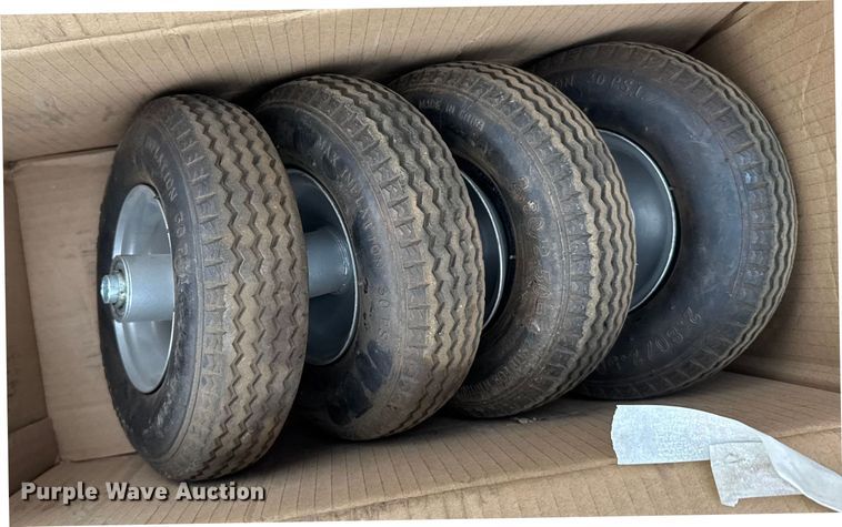 image for item FB0766 Lawn and garden equipment