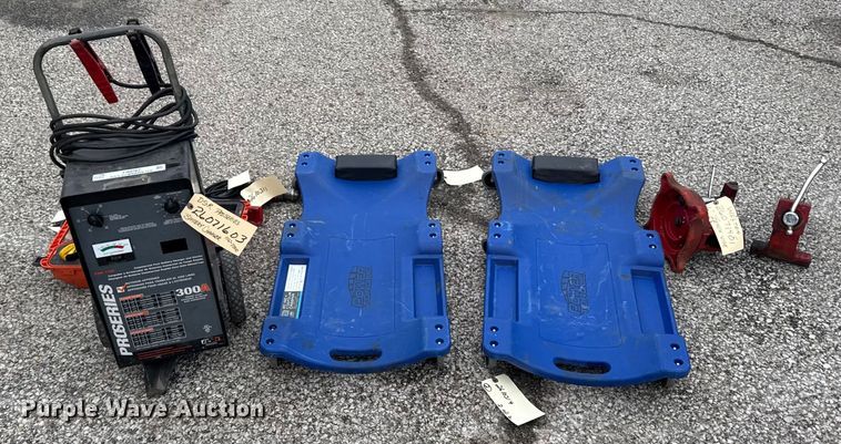 image for item FB0767 Tools