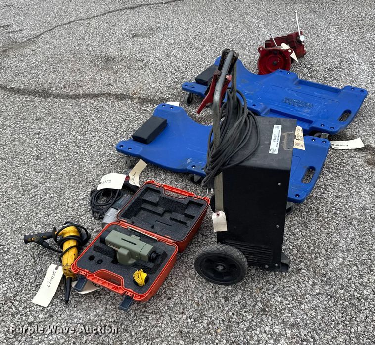 image for item FB0767 Tools